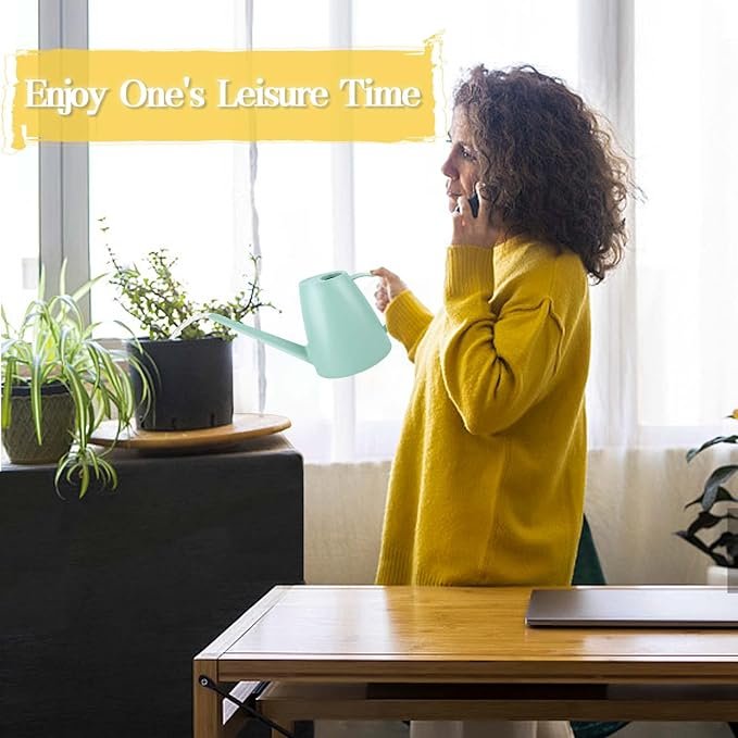 A five-pack of fabric grow bags, an ideal lightweight container solution for people who want to grow vegetables on your balcony.